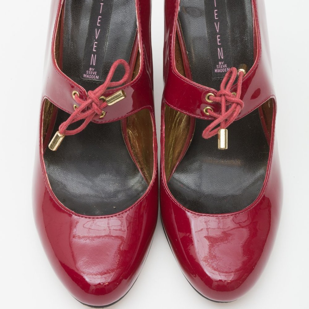Steven by Steve Madden Red Patent Mary Jane 9M